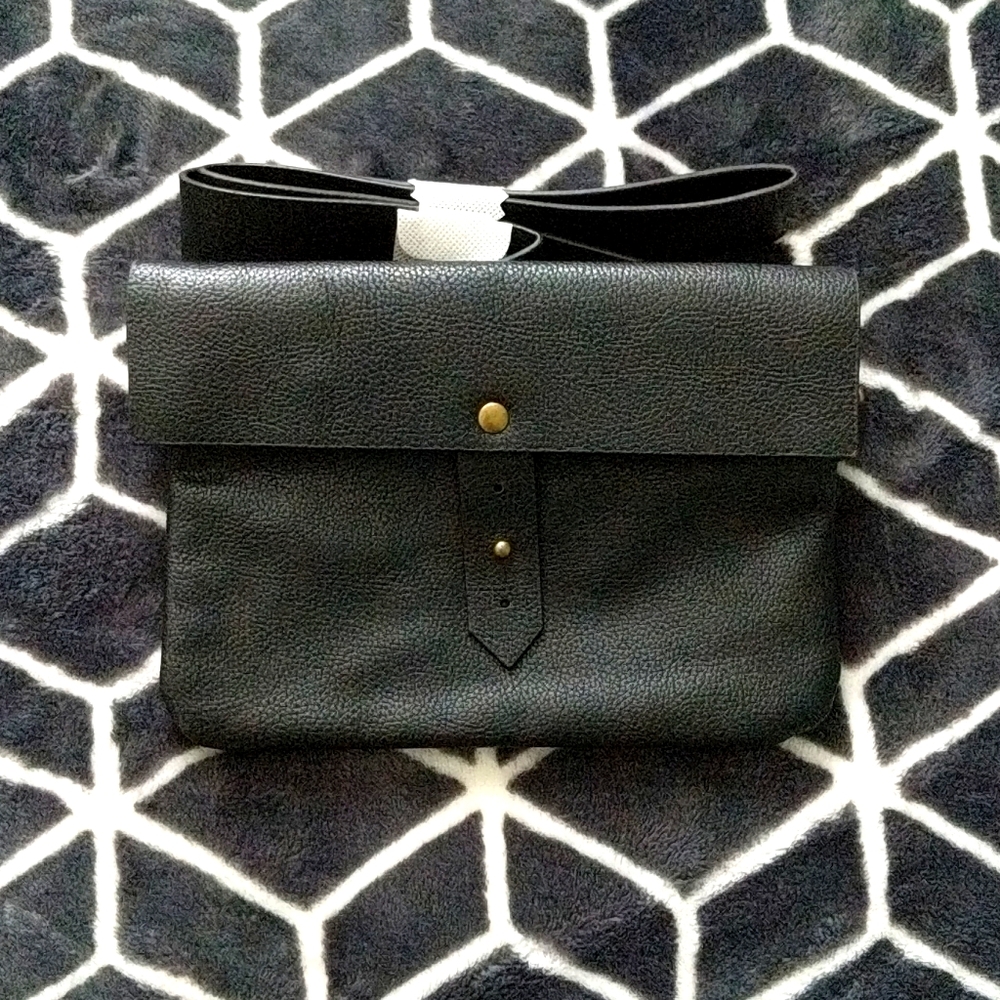 DSW small black bag